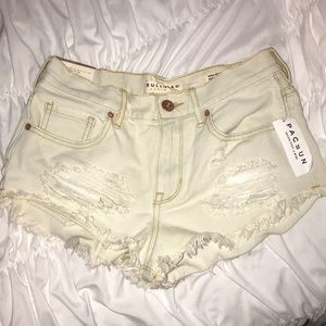 PACSUN high rise short!!